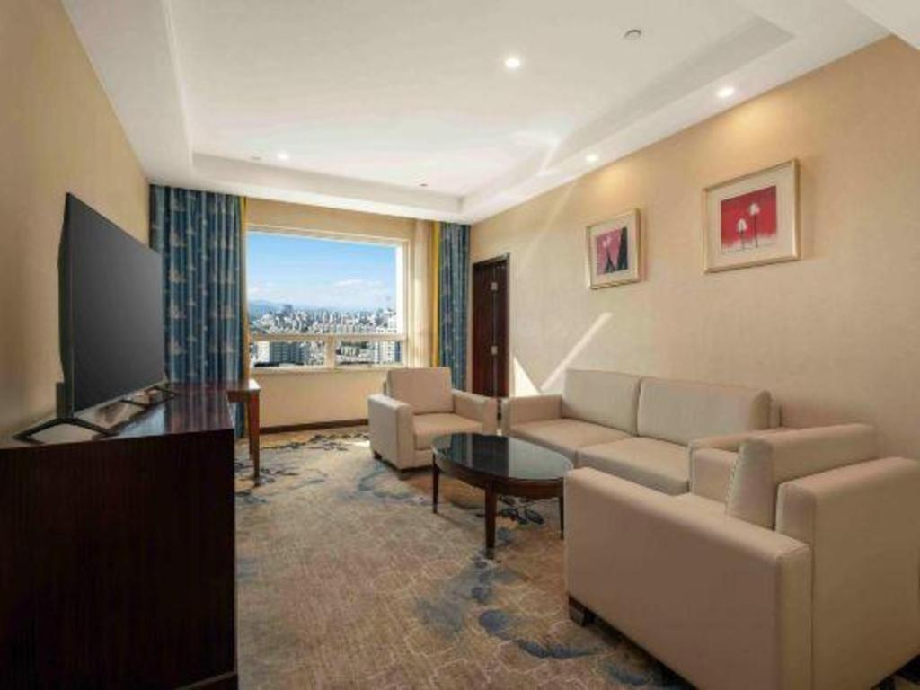 Hubei Poly Hotel Wuhan Bagian luar foto