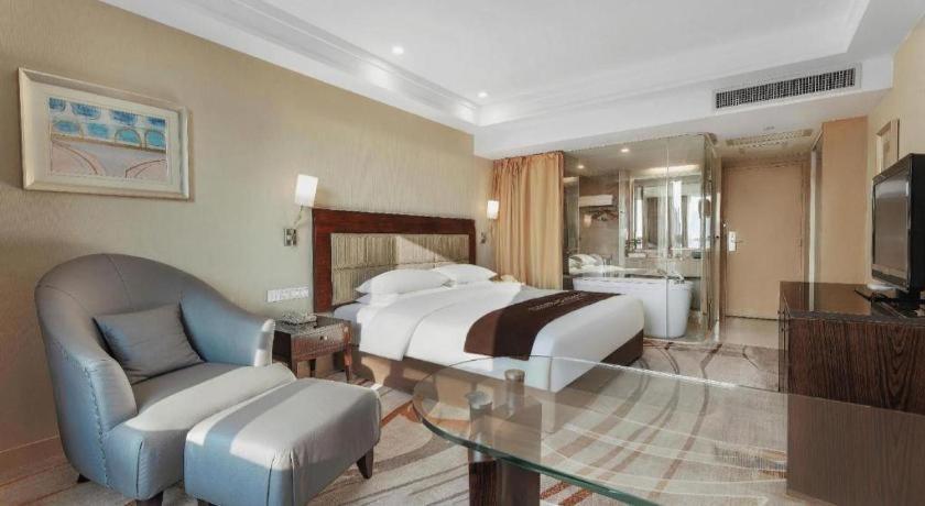 Hubei Poly Hotel Wuhan Bagian luar foto